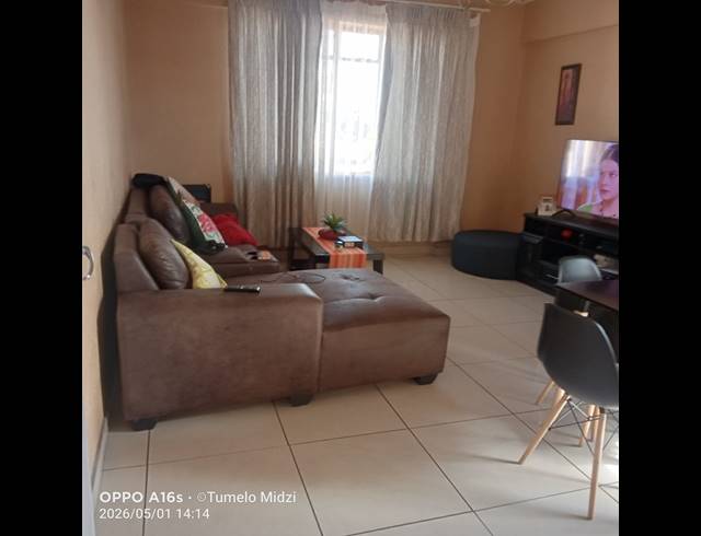 2 BEDROOM APARTMENT FOR SALE IN KRUGERSDORP CENTRAL